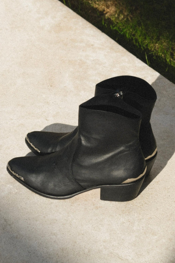 The Midnight Sun Boot