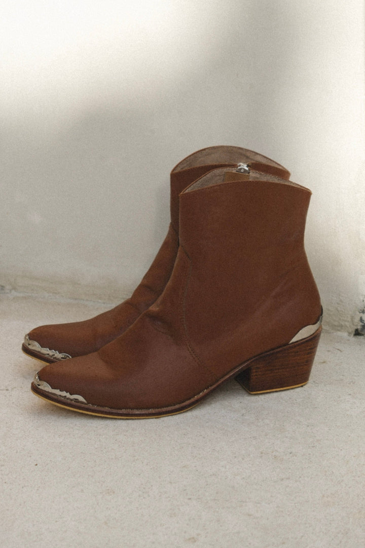 The Equinox Boot